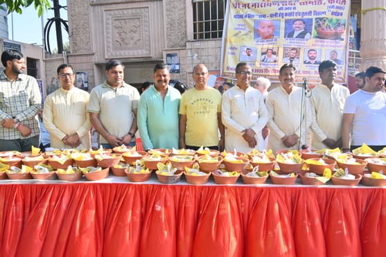 Gave the message of animal service by distributing bowls