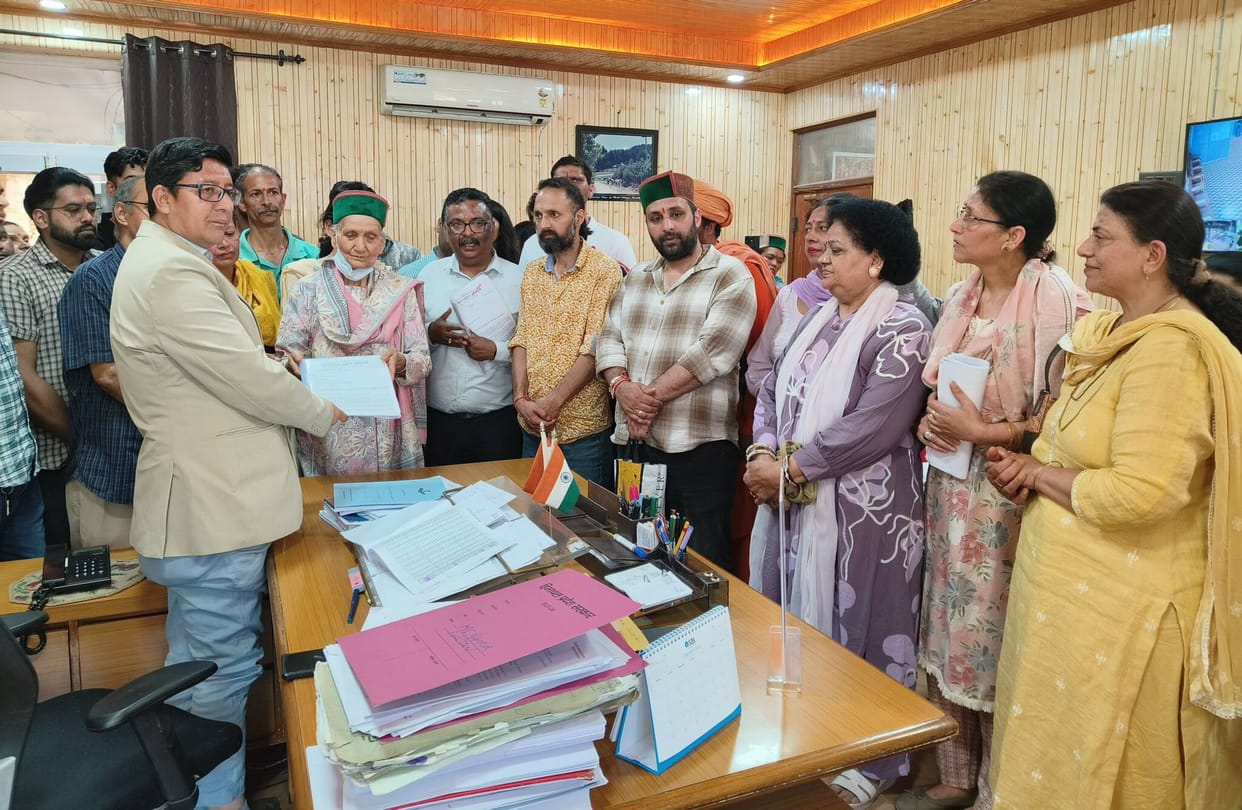 Rampur echoed with the slogan 'In honour of mother cow, Rampur is in the field...'