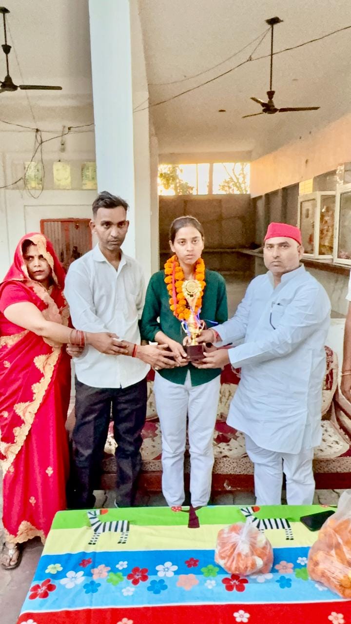 District topper Vanshika was honored