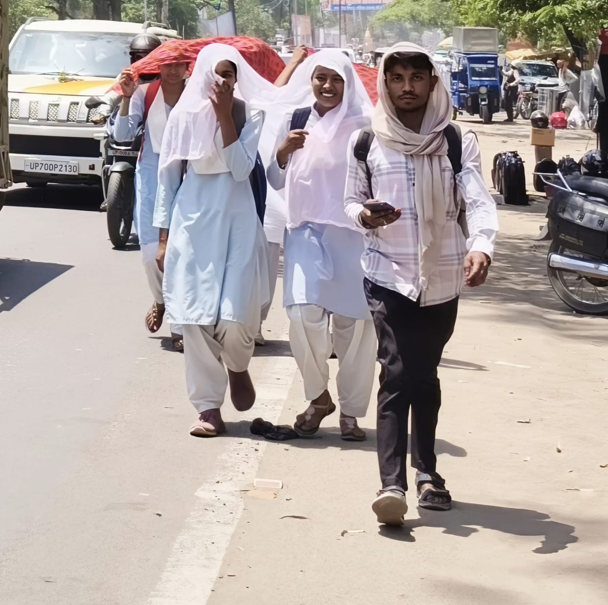 Humidity increased due to falling mercury, people remained miserable throughout the day due to sticky heat.