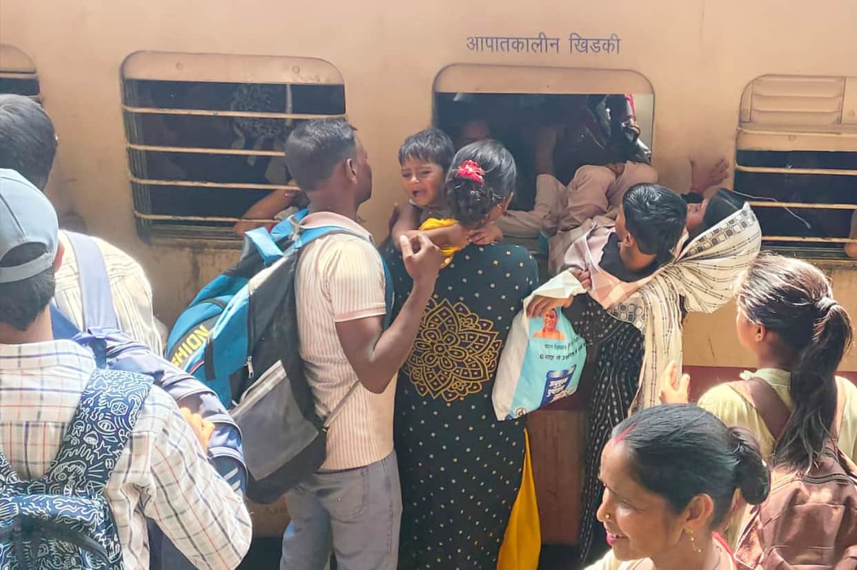The system is helpless in the face of the crowd, pushing and shoving for seats in trains and buses