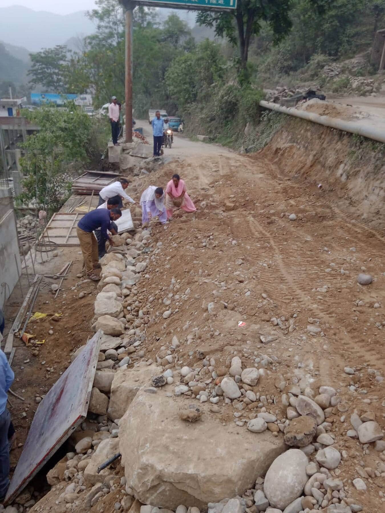 एक सप्ताह बाद बहाल हुआ धर्मपुर–सरकाघाट मार्ग। संवाद