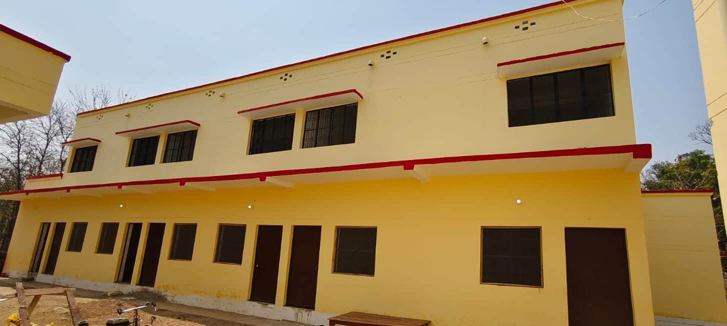 फोटो-14-बलरामपुर के गैसड़ी में बना कस्तूरबा गांधी आवासीय विद्यालय ।-संवाद