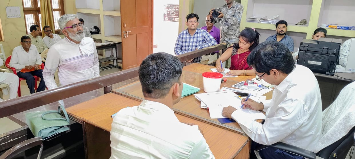 Six candidates in the field for councilor post in Ward 14 after Naam Vapsi