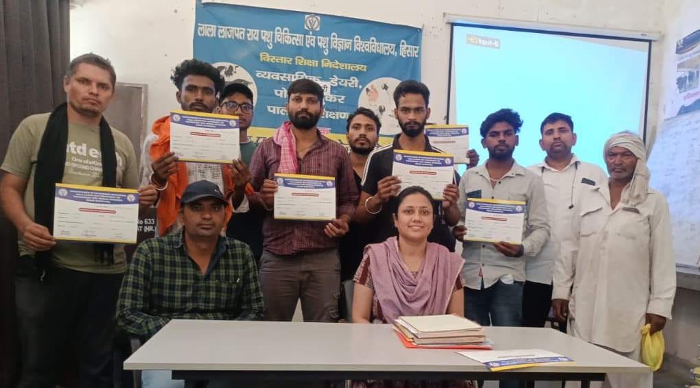 20 Livestock Farmers Trained in Sheep and Goat Rearing