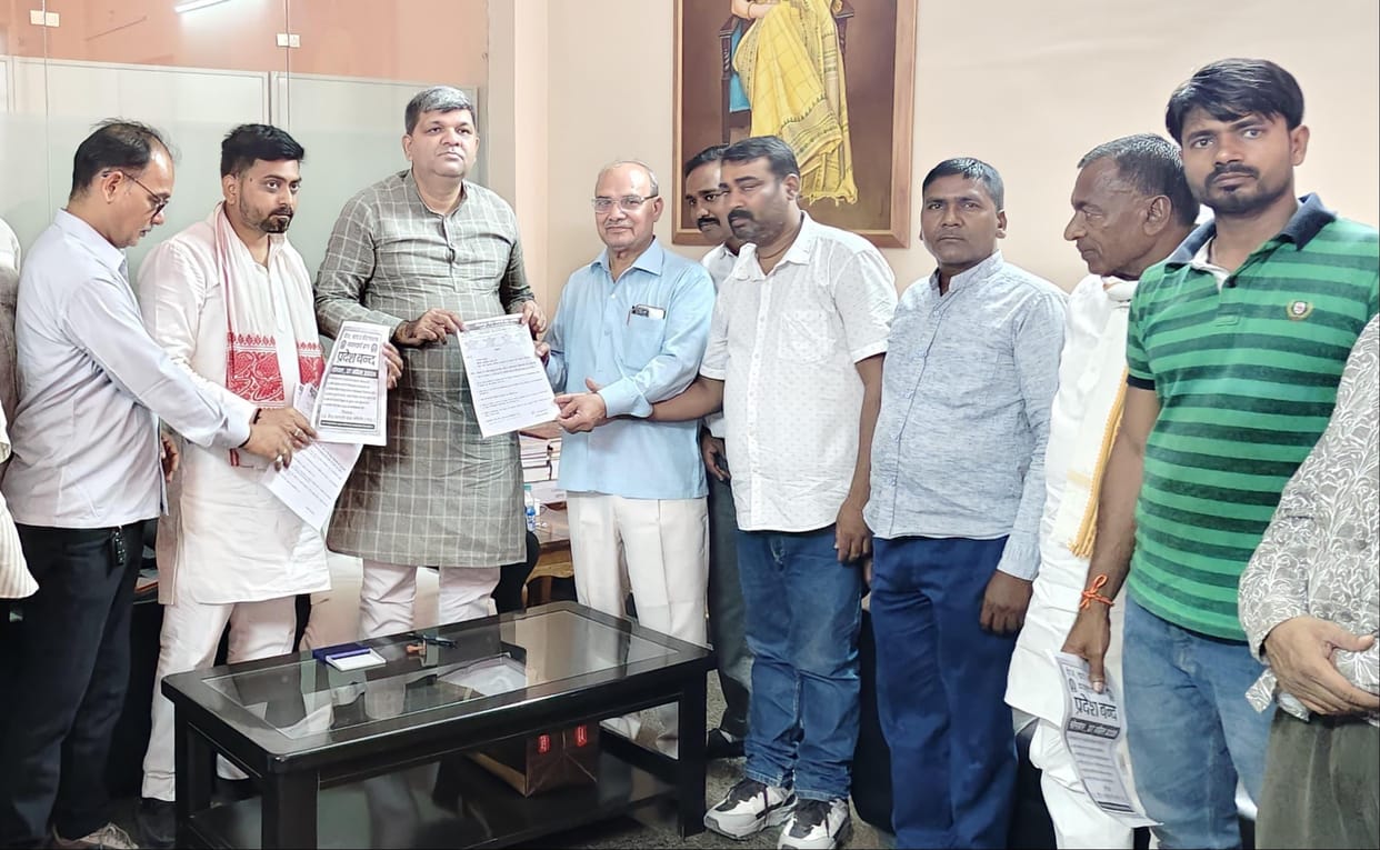 Cabinet Minister Ashish Patel Holds Public Hearing