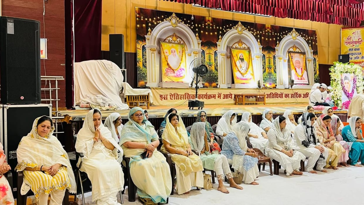 The Sindhi community paid tribute to Darshan Lal Bhagya.