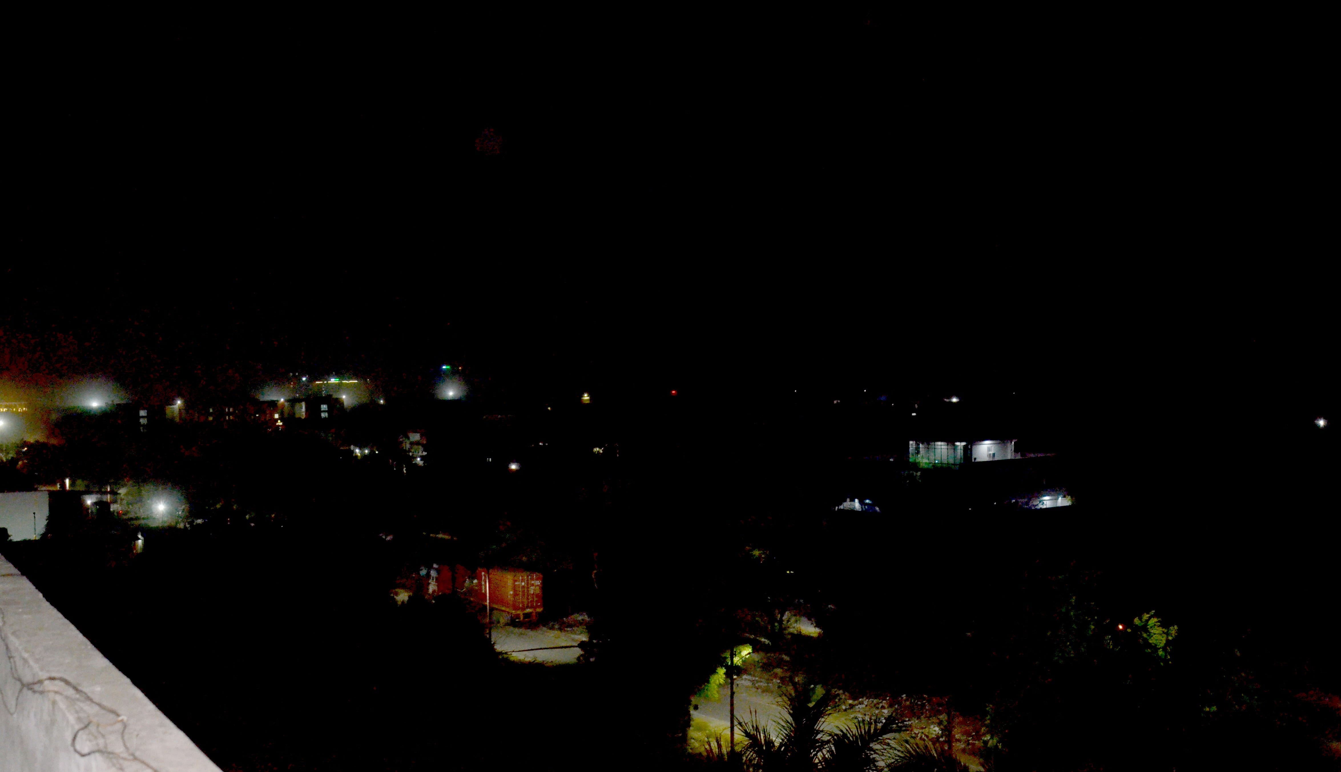 Bijnor News: Car Hits Electric Pole in Bijnor, Power Supply Disrupted in Several Villages
