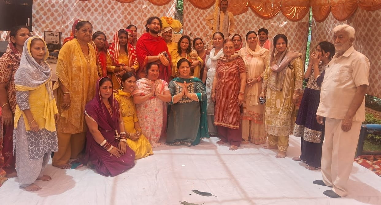 Shrimad Bhagwat Katha begins with Kalash Yatra