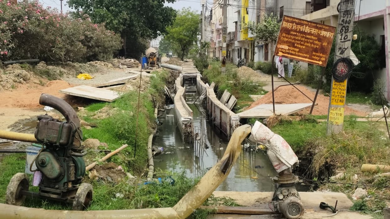 Two out of eight drains are trapped in encroachment, waterlogging may occur again