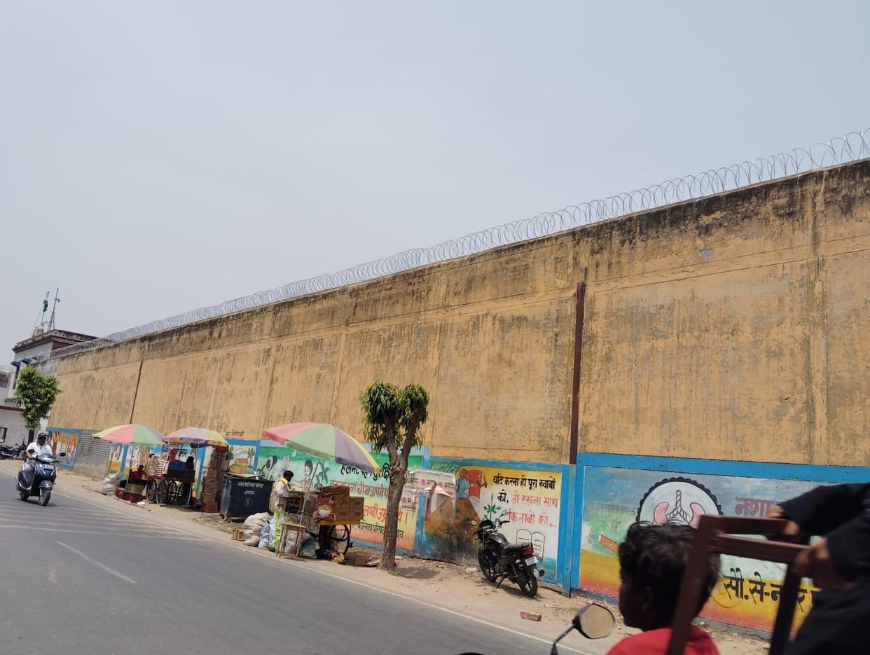 The security of the district jail will be impenetrable with barbed wire.