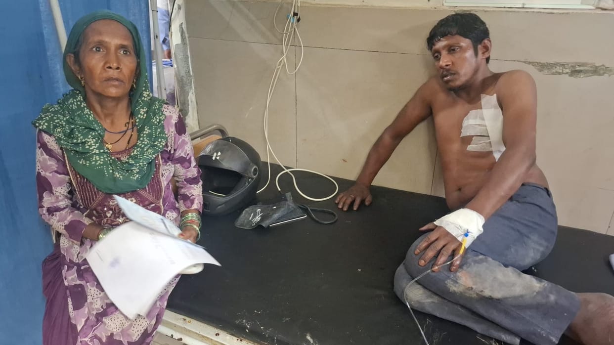 Rent Dispute: Auto Driver Attacked with Belt, Then Stabbed