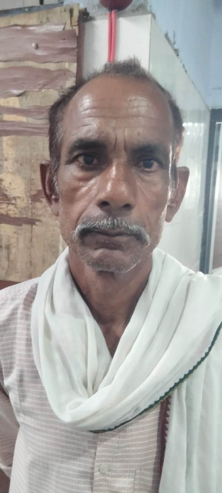 फोटो28एचएएमपी 22- जानकारी देता मरीज घसीटेलाल। संवाद