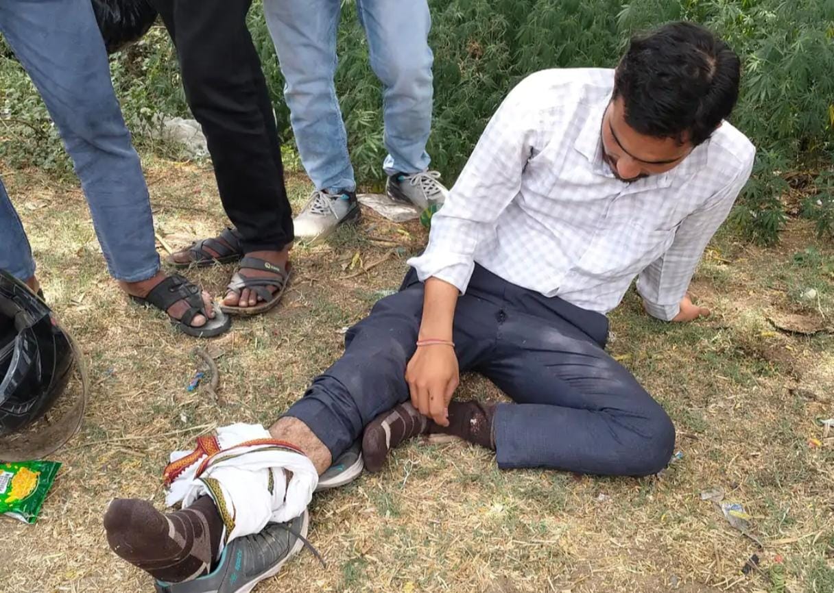 Bike rider student injured in auto collision