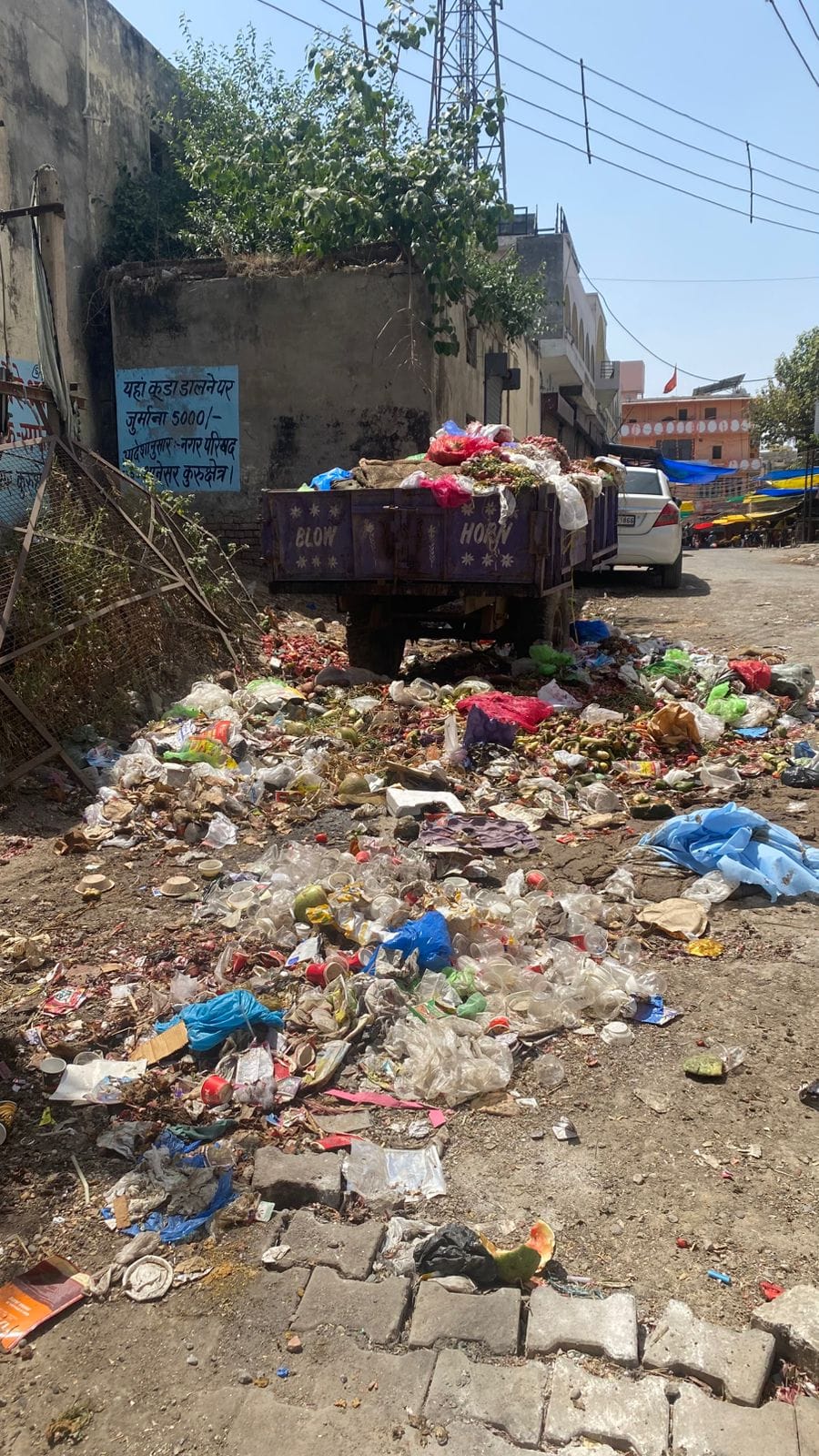 Students forced to study amidst heaps of garbage, administration is not taking any action.
