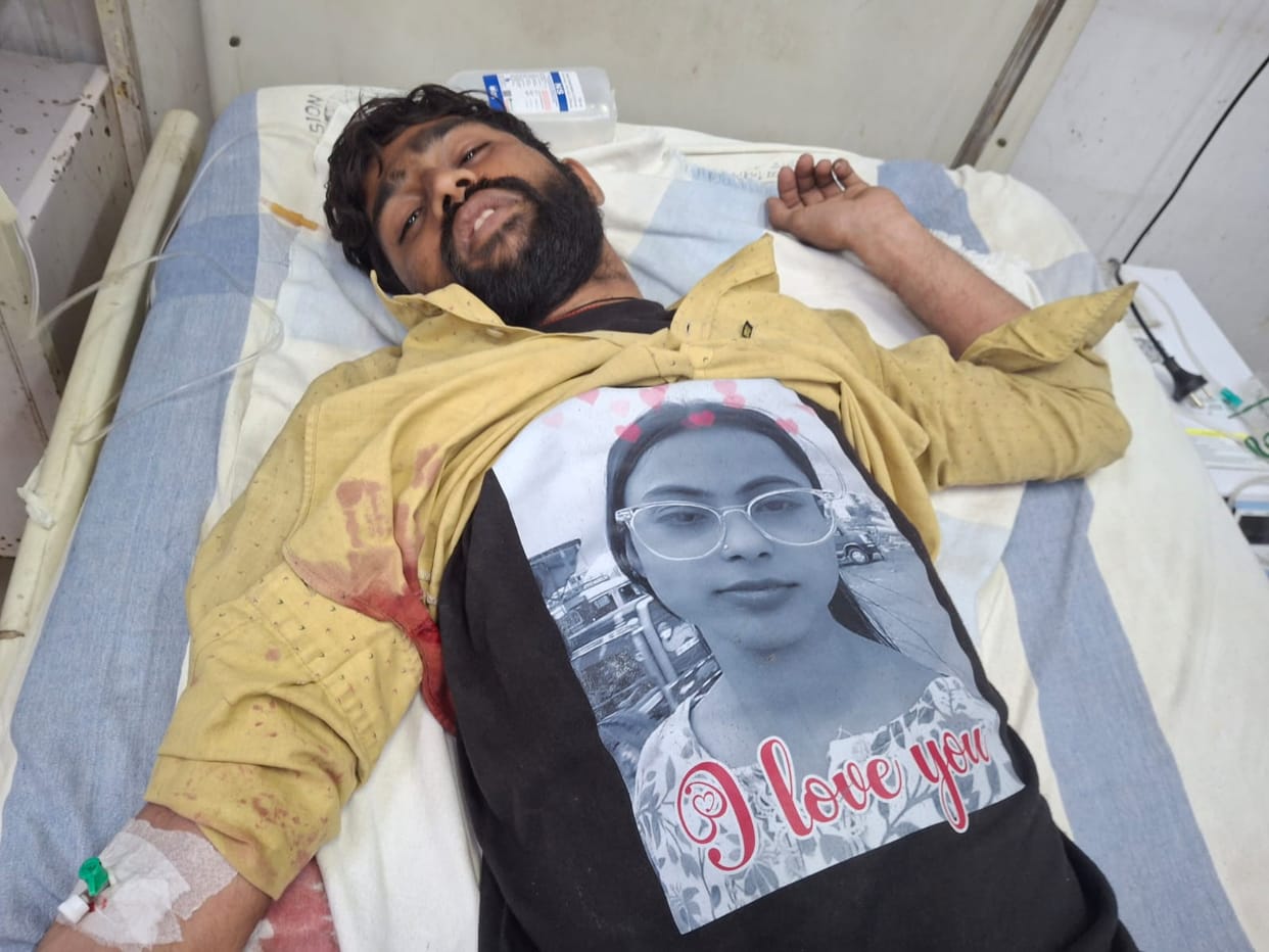 boyfriend come to rohtas from indore attempts suicide after girlfriend ignore bihar news