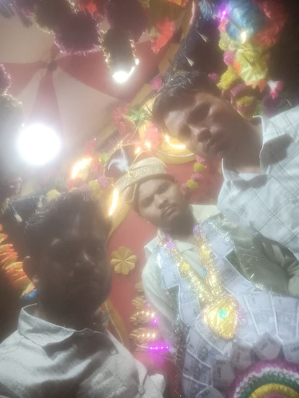 Groom Injured in Accident Arrives to Get Married, Dies After Health Deteriorates