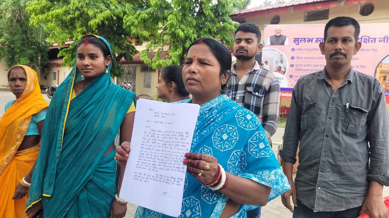 Widow Accuses In-charge CO Illegal Land Mutation Despite Pending Court Case; Petitions DM for Justice Purnia