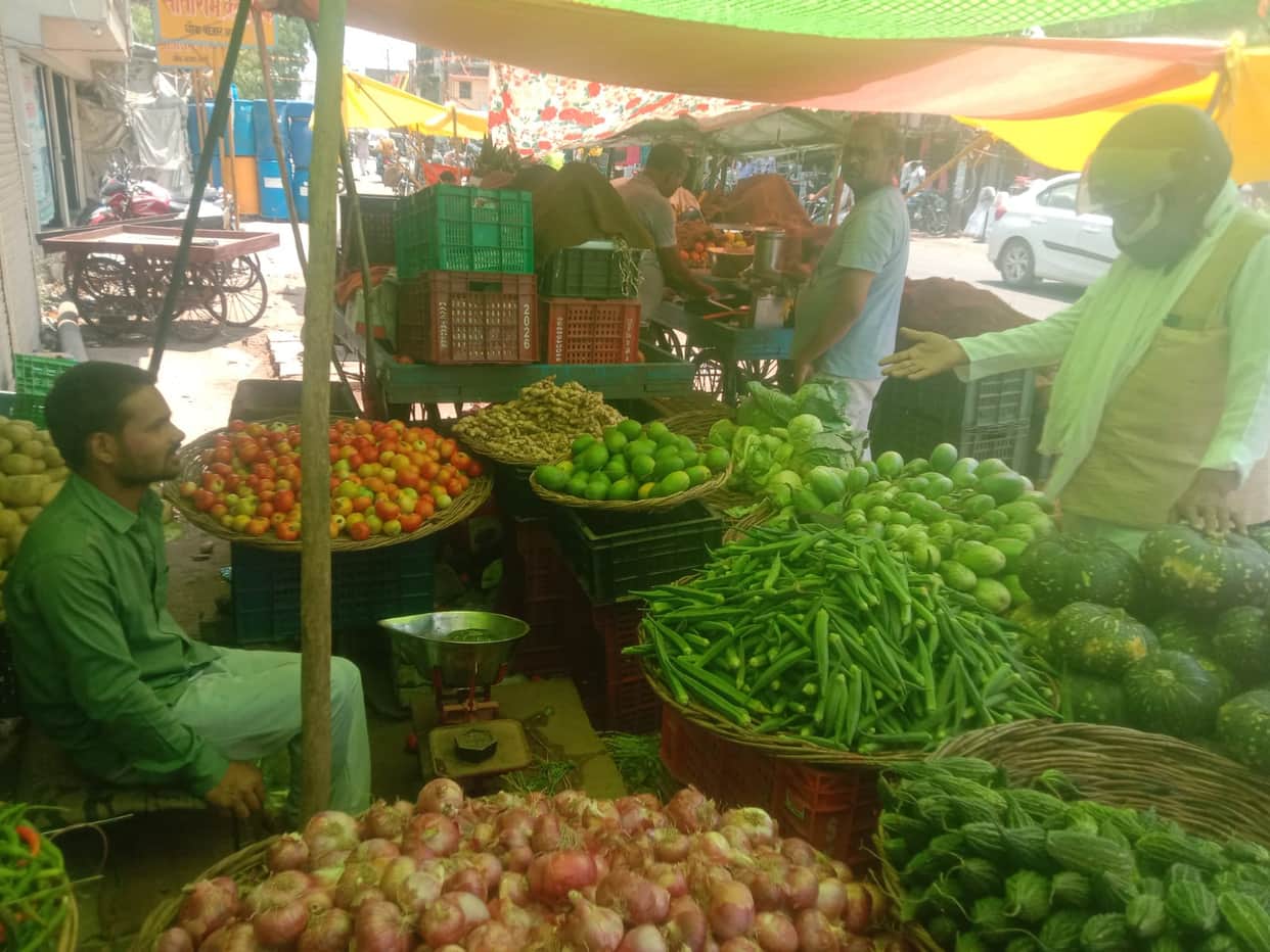 Vegetable prices surge, heavy on kitchen