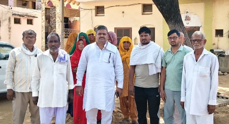 Residents Issue Ultimatum to Lock Down MLA's Residence