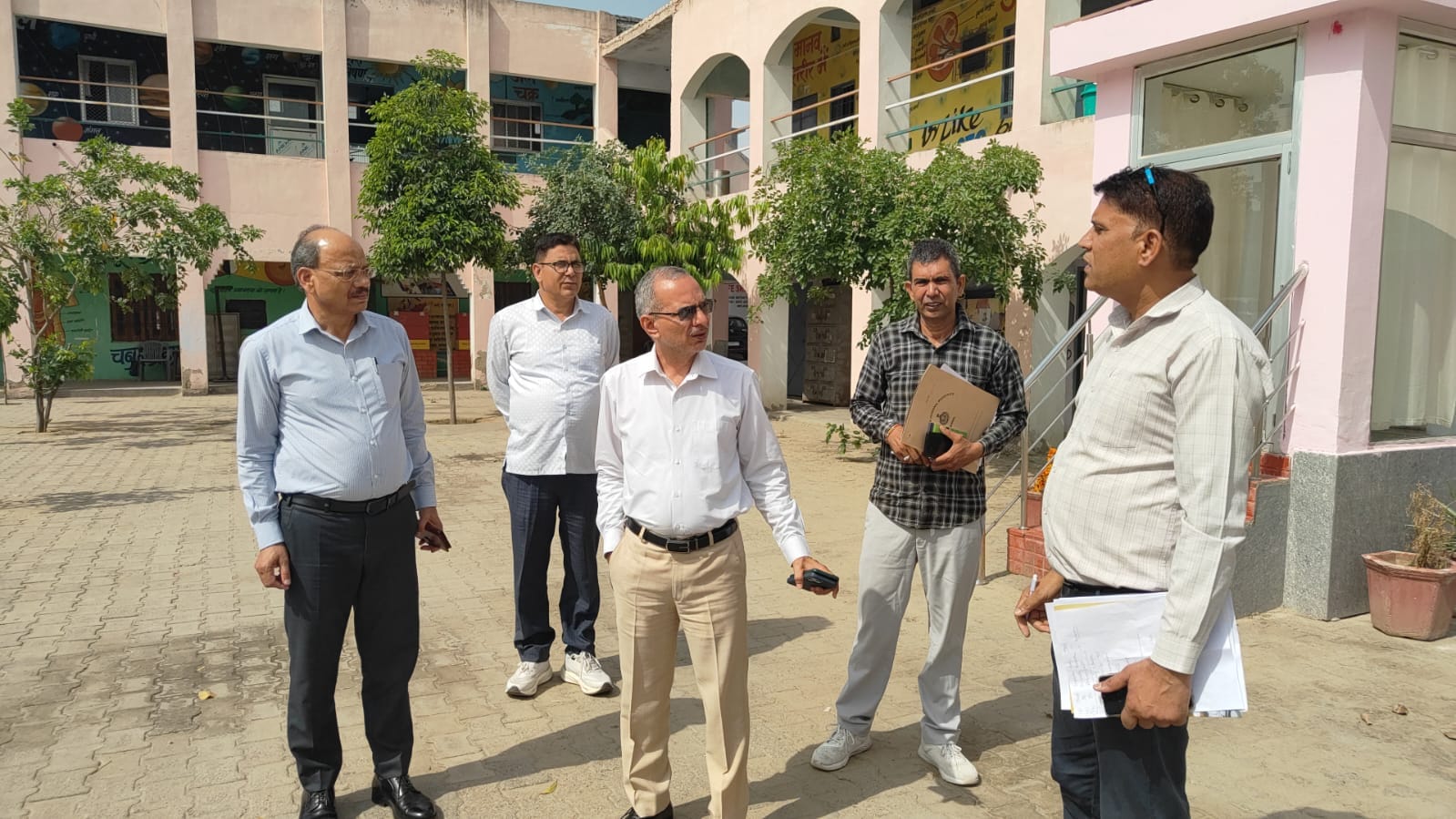 SDM inspects NEET exam centres, declares no-vehicle zone within 500 metres