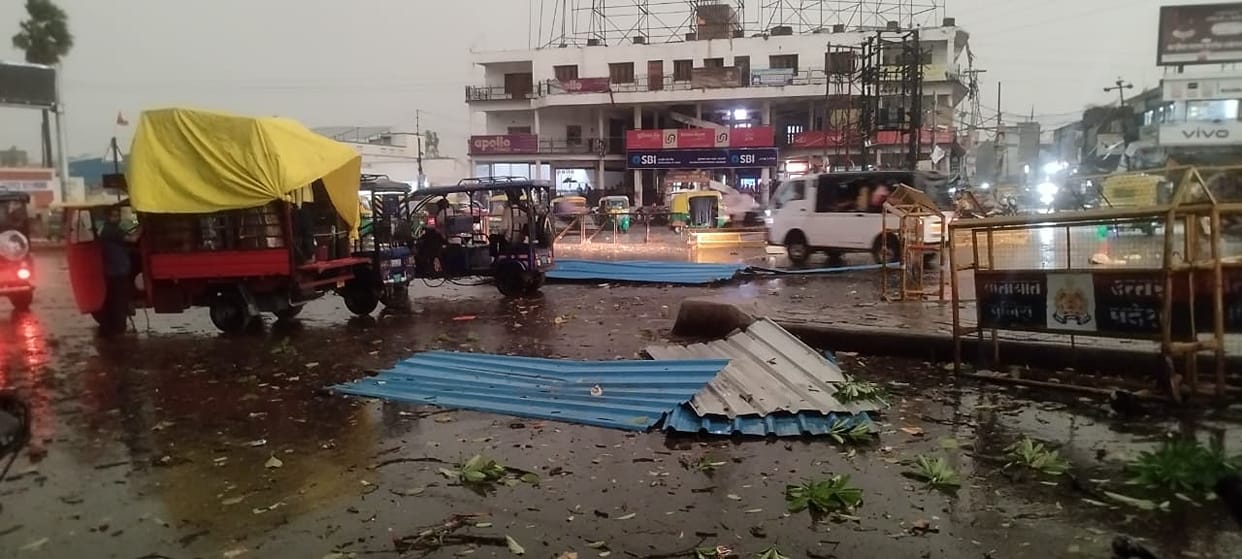 Changed weather due to the activation of a new western disturbance, storm blowing at a speed of 50 km, more than 100 trees fell
