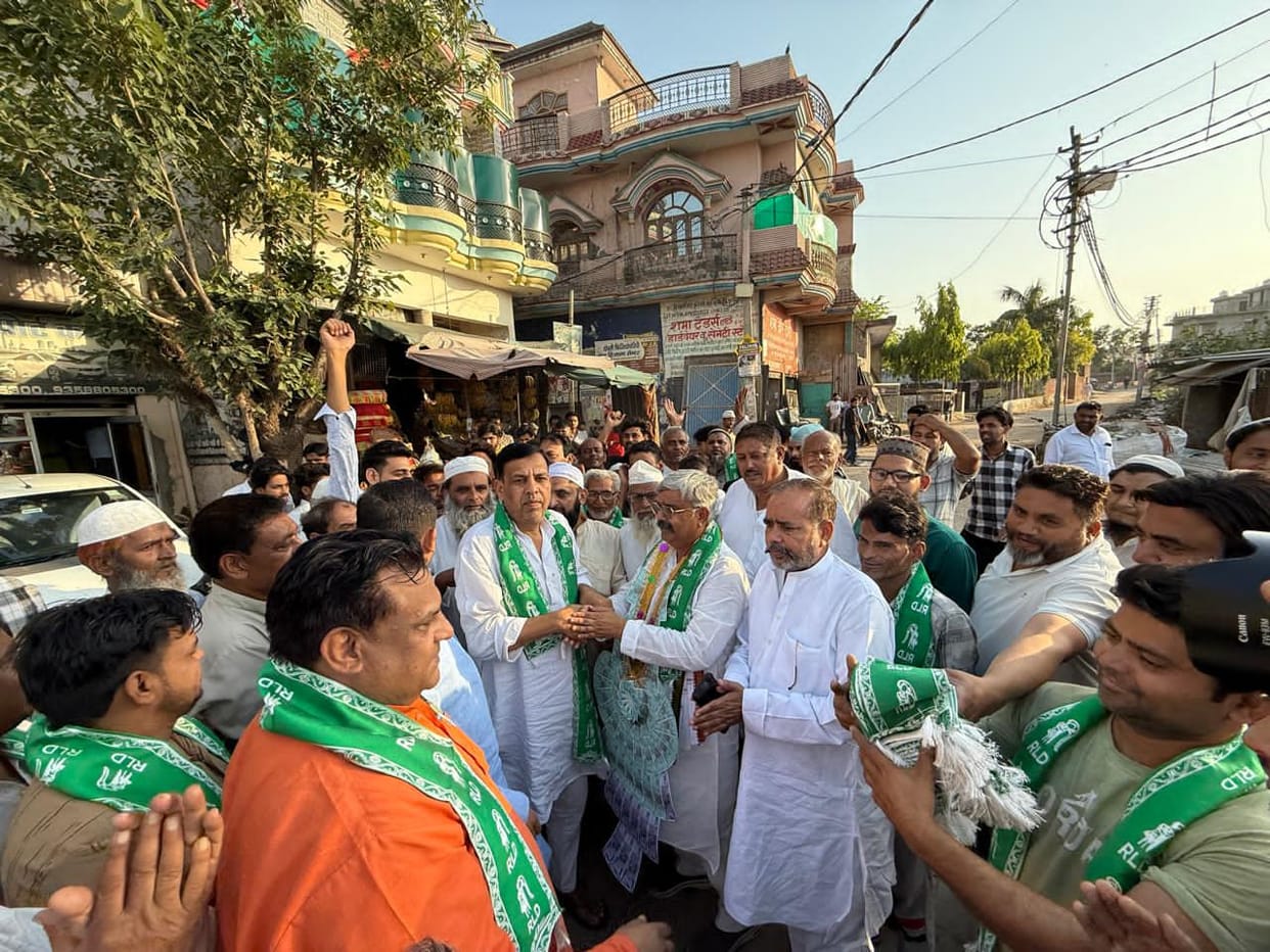After the public meeting in Siwalkhas, he went from village to village to express his gratitude.