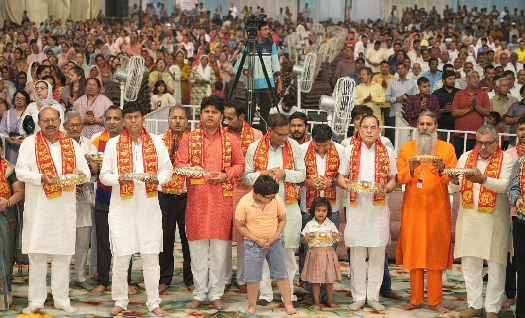 God is hungry for devotion, he comes when his devotees call him: Kalindi