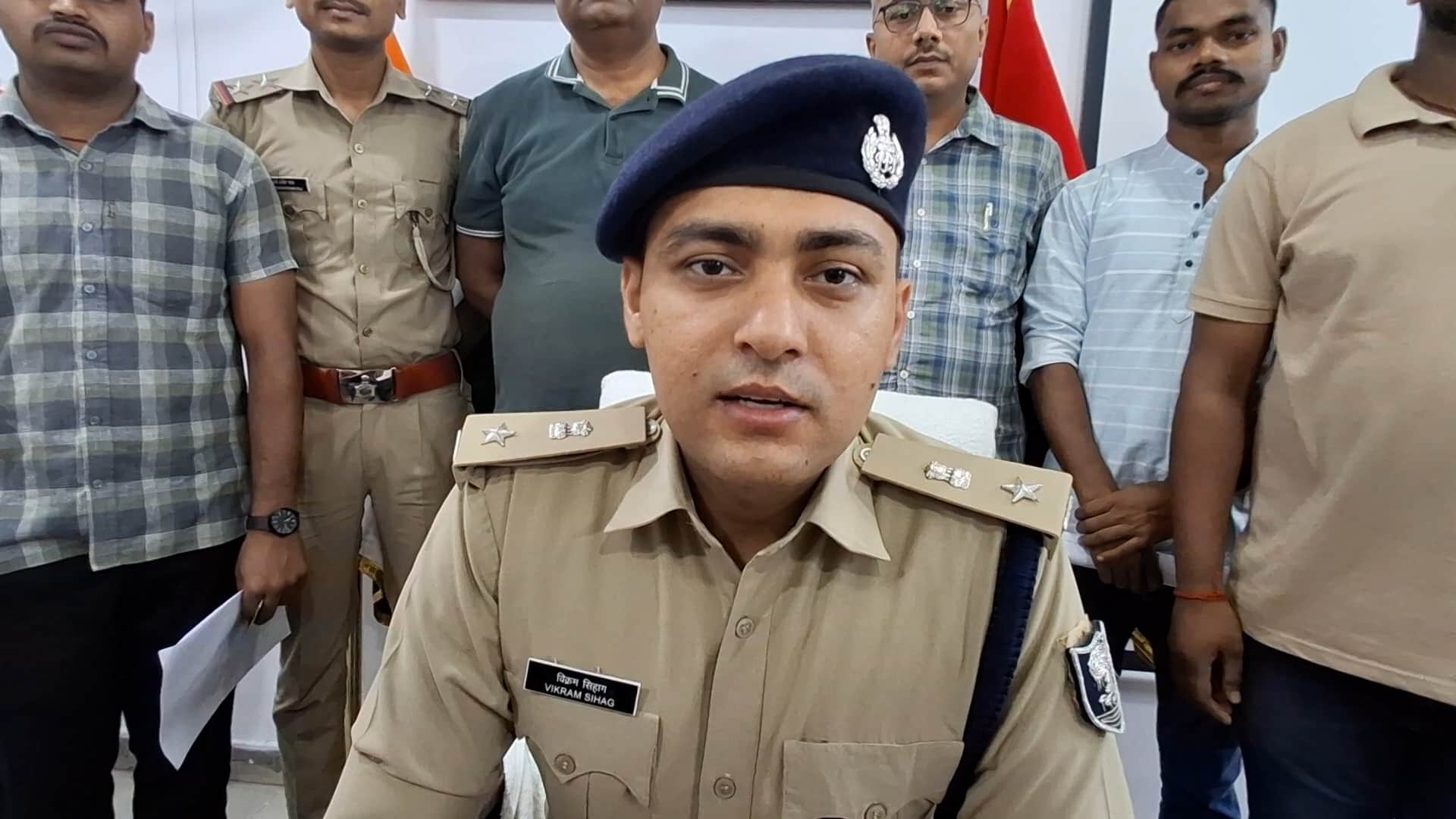 वैशाली एसपी विक्रम सिहाग