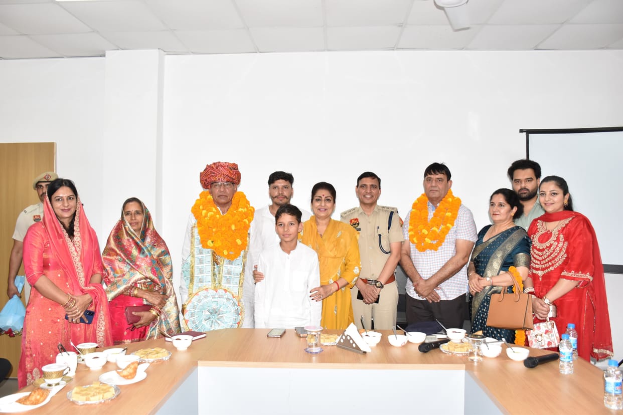 Farewell to two employees recruited on the same day