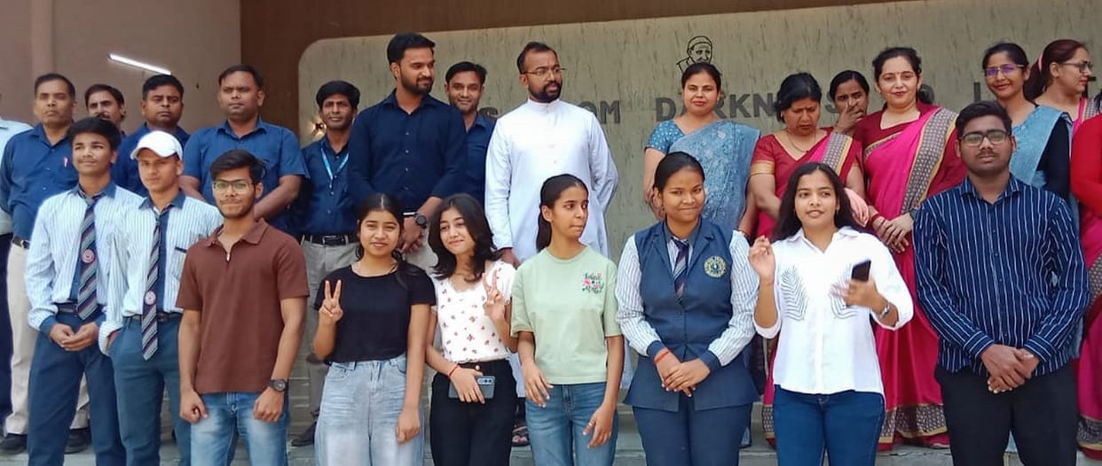 CISCE: Humam Tops the District in Class 10; Anamika Mandal Tops in Class 12