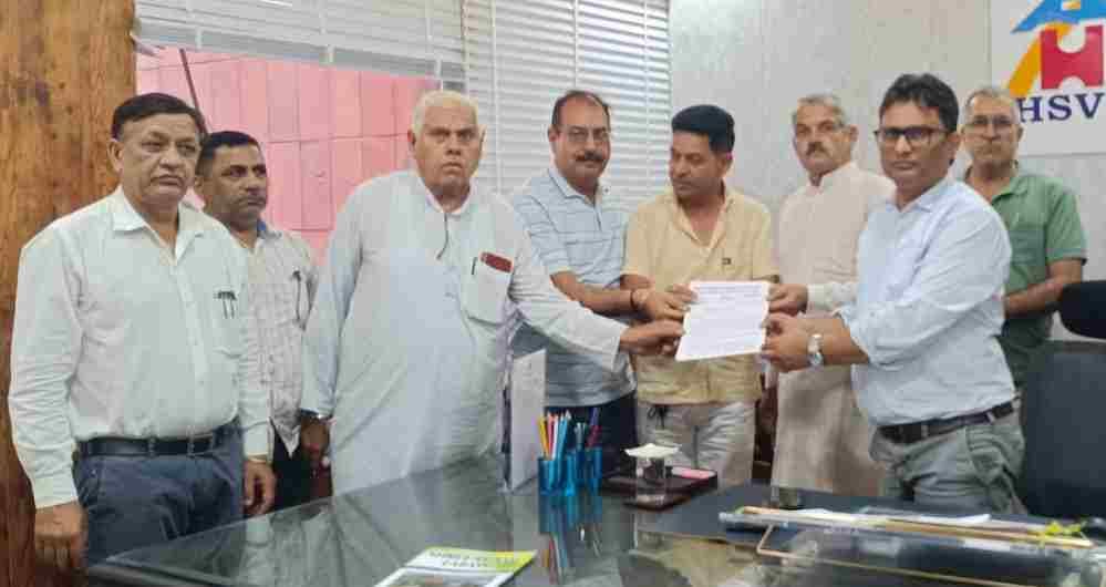 The delegation met the SE and got assurance that there will be no shortage of drinking water.