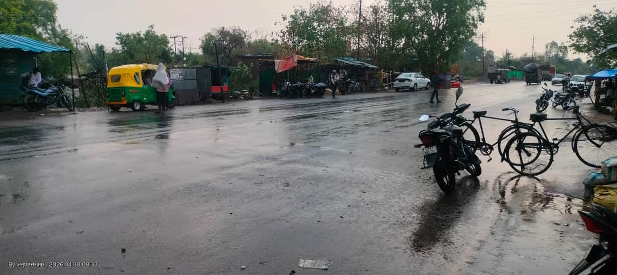 Rain and hailstorm brought down the temperature by 11 degrees, with the maximum temperature reaching 35.5 degrees.