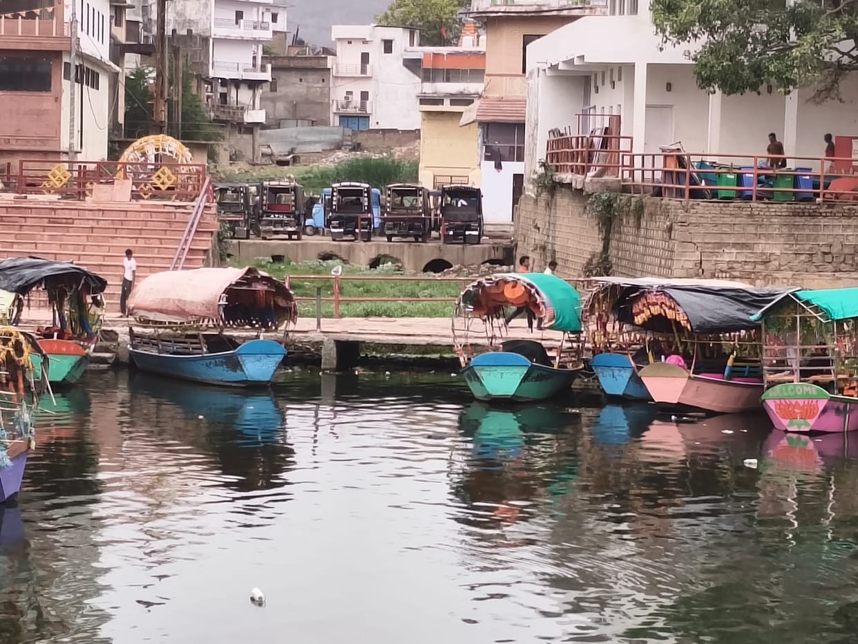10 lakh litres of sewer water falls into Mandakini every day