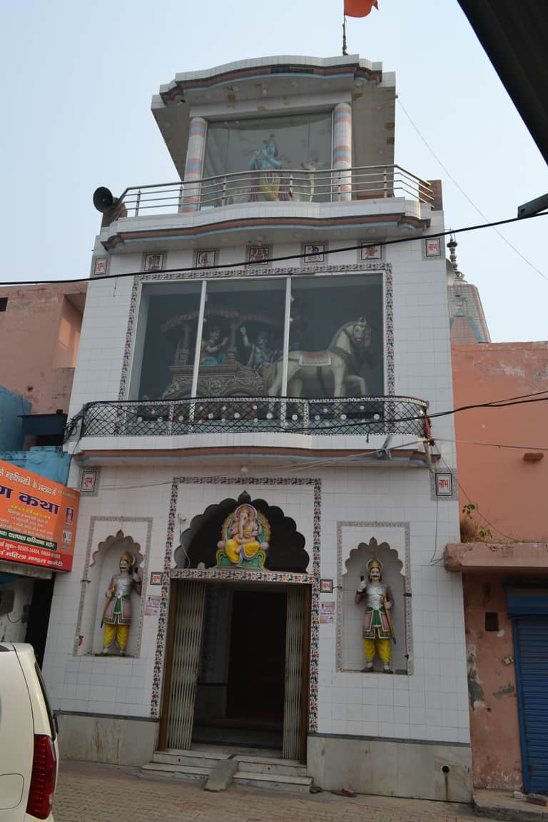 Kachhwa, the place of penance of sage Kachchha, son of Brihaspati, has become an example of brotherhood.