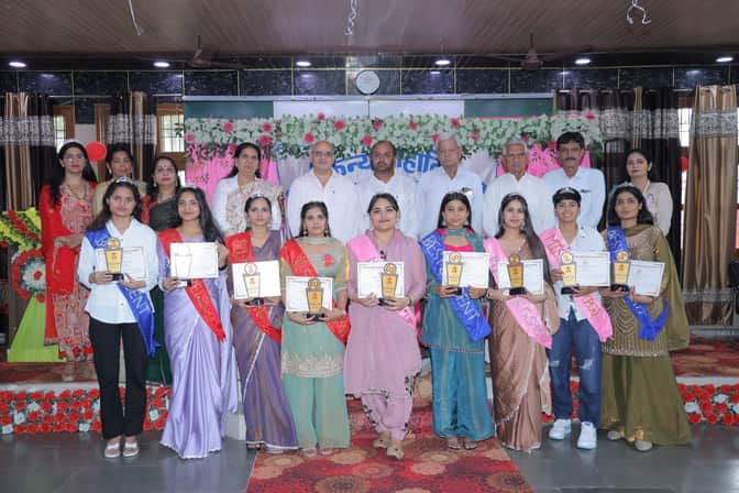 Priyanka was declared Miss Farewell and Tanu was declared Best Student.