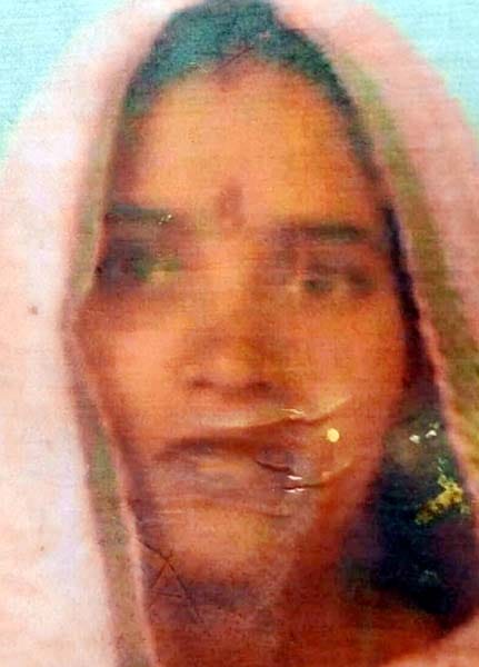 Couple and Two Children Killed in Collision with Bolero