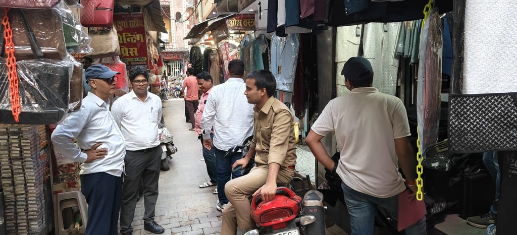 Raids on businessman's house and shop for fraudulent refunds