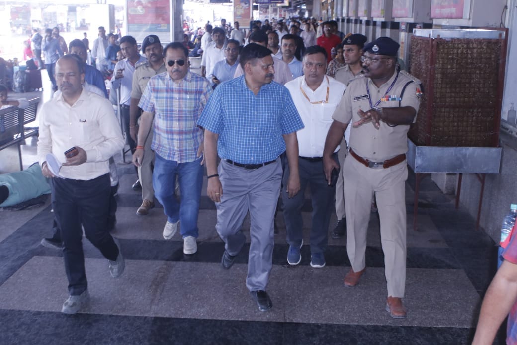 NCR GM inspects passenger facilities and tracks, issues instructions for improvement