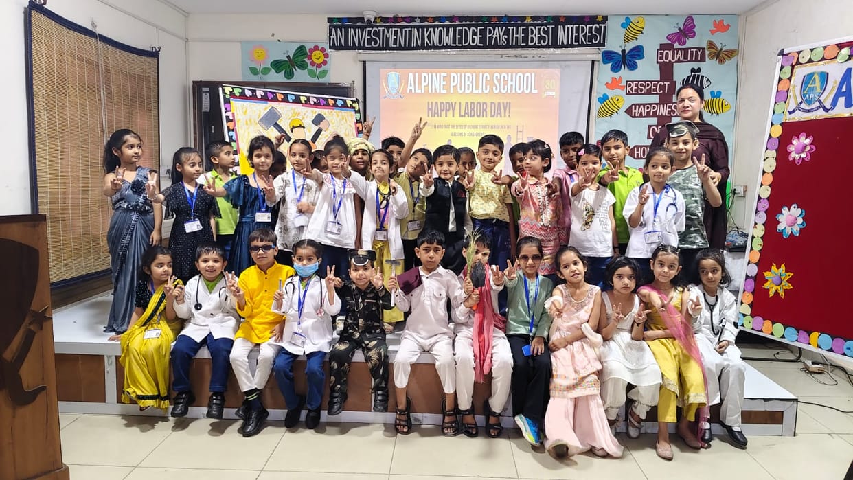 Students explained the importance of Labour Day through speeches and poems.
