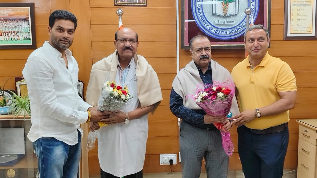 Director and Vice Chancellor honored for organ donation three times in a month