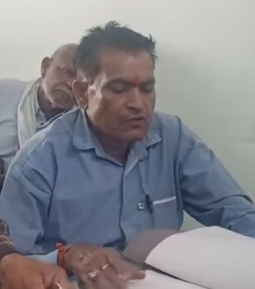 Collector Dismisses Regional Writer After Video of Him Accepting a Bribe Goes Viral on Social Media