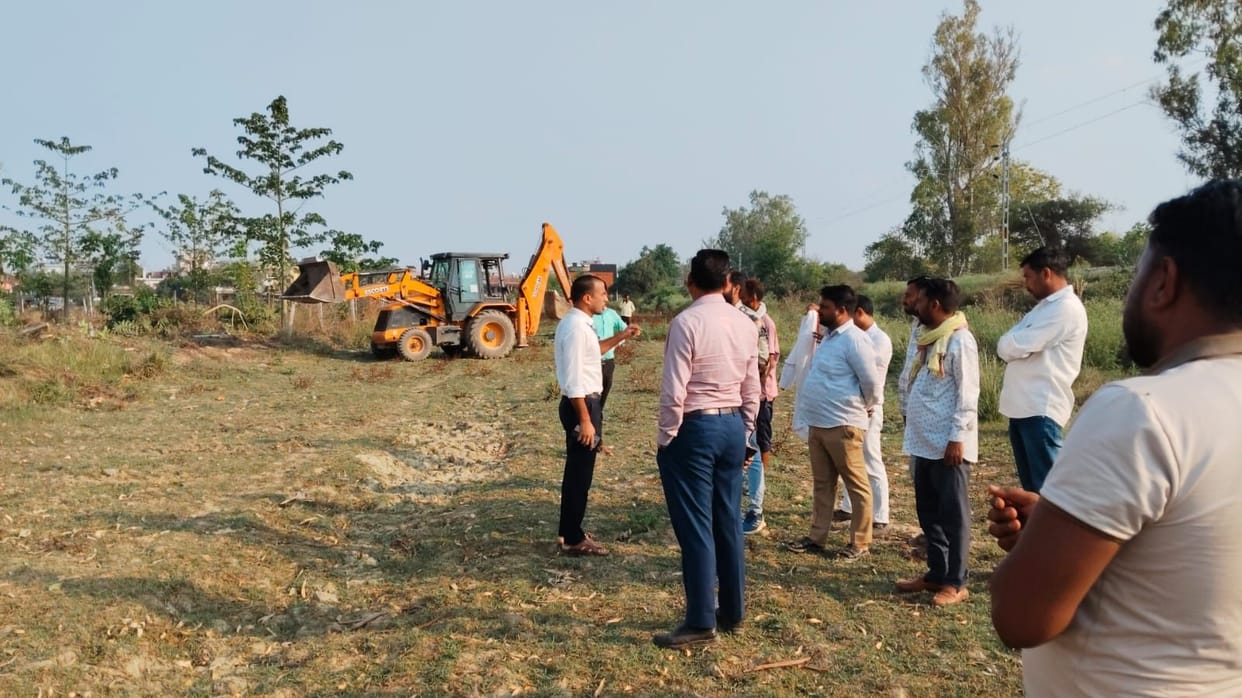 Attack on team that went to remove encroachment from government land