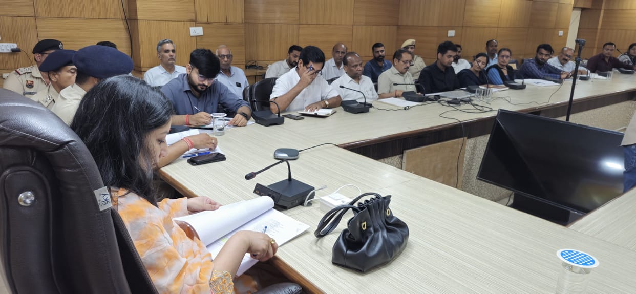 Directives Issued for Strict Action Against Drug Traffickers; Emphasis Placed on Providing a Positive Environment for Youth