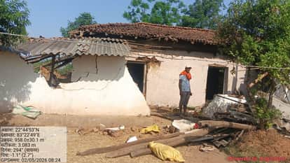Elephant Rampage in Mainpat Schools and Homes Vandalized Villagers Terrified  in Ambikapur