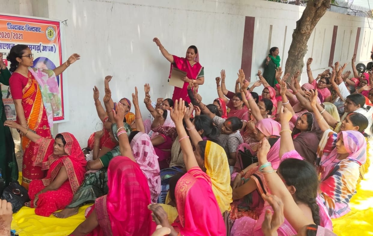 Anganwadi workers protest on Labour Day