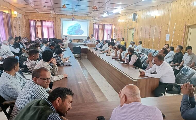 Assistant Returning Officers undergo training