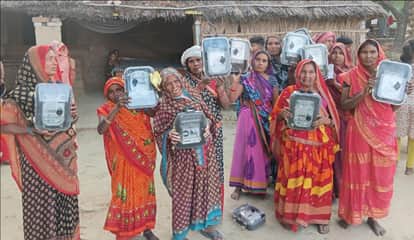 Protested by uprooting meter due to high bill