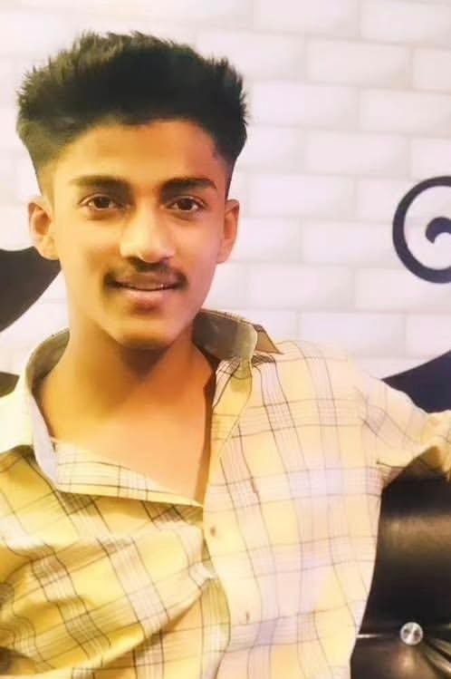 A young man drowned while bathing in the Saryu river with his brother and friends.