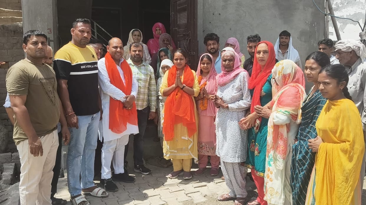 District Councilor Shikha Panchal was welcomed in the village